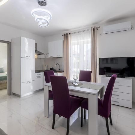 Royal Rose Gold Apartment Водице Екстериор снимка