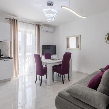 Royal Rose Gold Apartment Водице Екстериор снимка